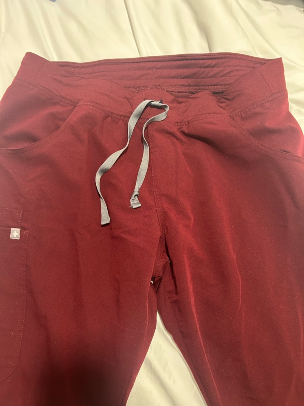 Figs Women's Scrub Set in Burgundy - Picture 2 of 3